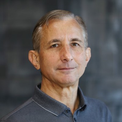 Photo of Peter Vescuso.