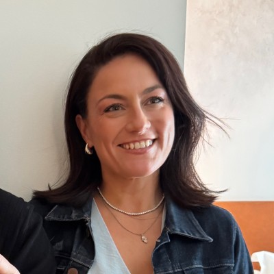 Photo of Shanee Ben-Zur.