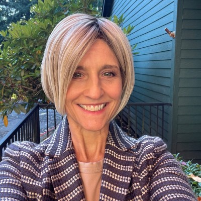 Photo of Carmen L Williams.